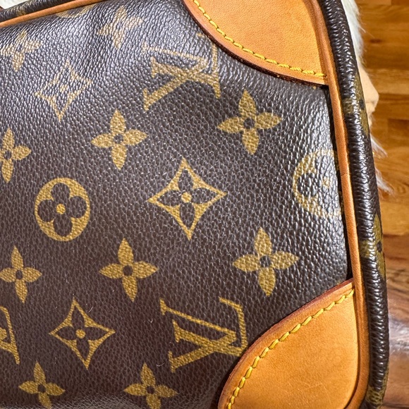 Louis Vuitton Danube Pm Cross-bag Sling bag with duster included monogram - Picture 13 of 16